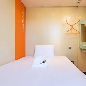 https://easyhotel-edinburgh.edinburghhotelsuk.org