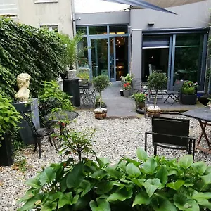 Marie Therese Apartamento